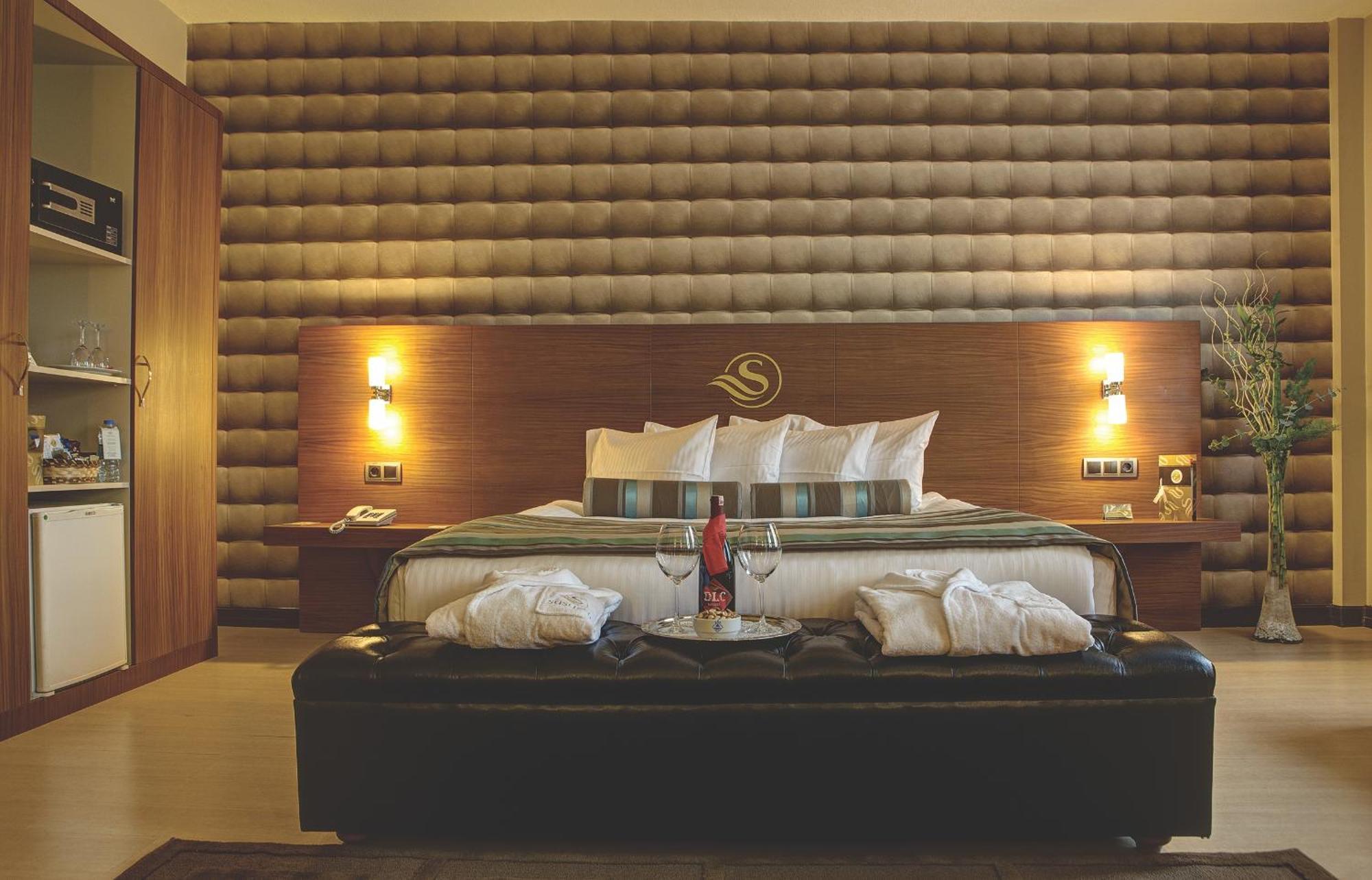 איזמיר Susuzlu Atlantis Hotel מראה חיצוני תמונה