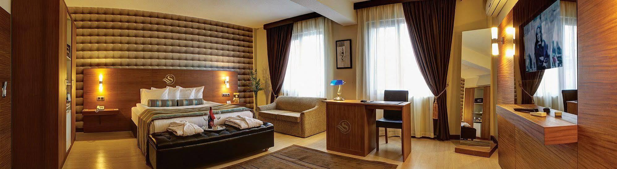 איזמיר Susuzlu Atlantis Hotel מראה חיצוני תמונה
